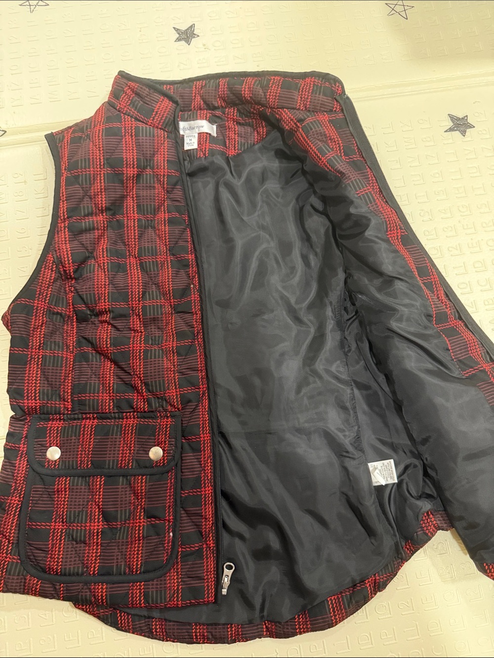 croft & barrow Black and Red Plaid Quilted Jacket Lining - Picture 3 of 10